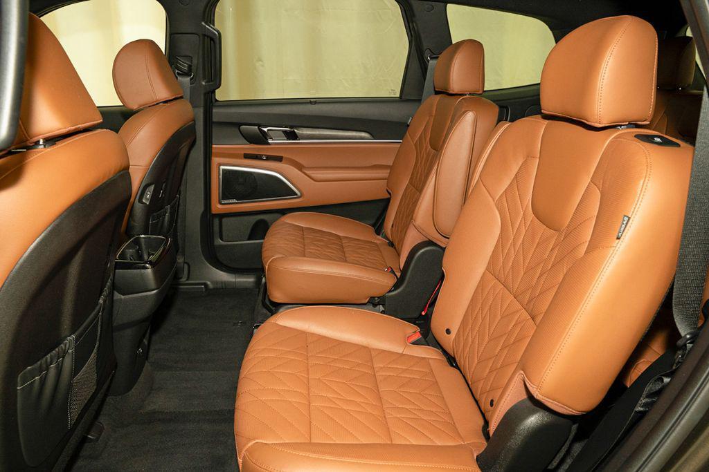 used 2024 Kia Telluride car, priced at $42,000