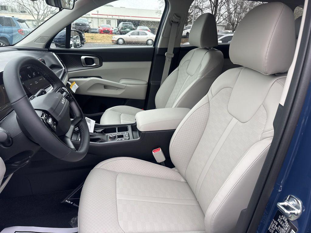 new 2026 Kia Sorento car, priced at $35,122