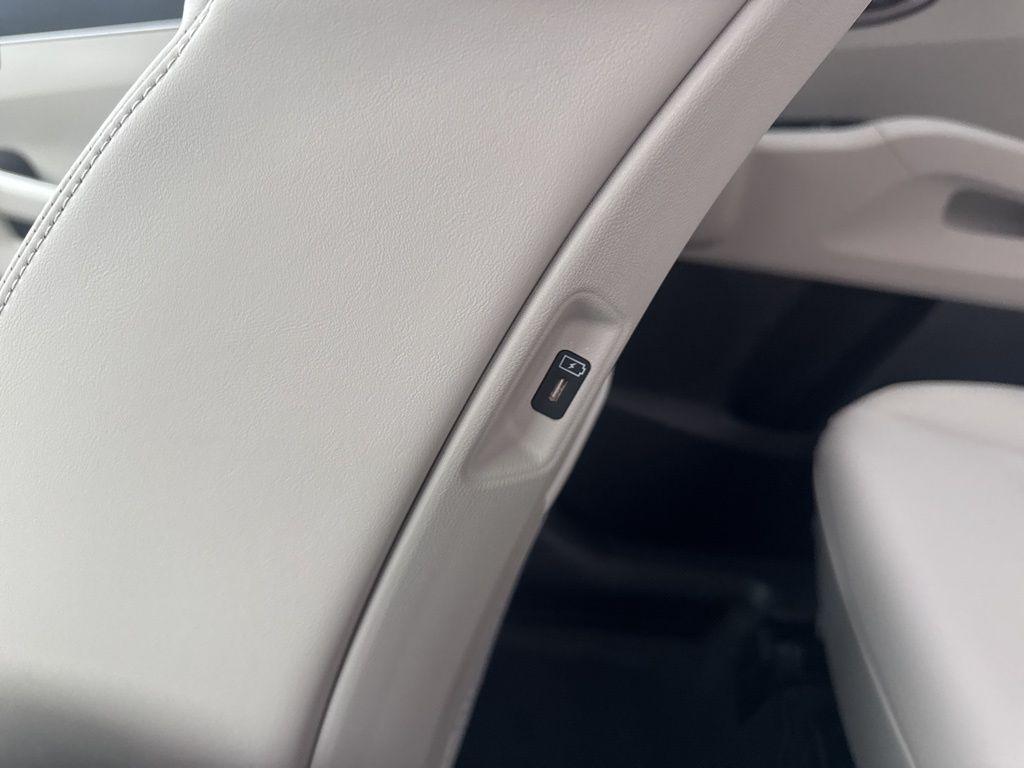 new 2026 Kia Sorento car, priced at $35,122