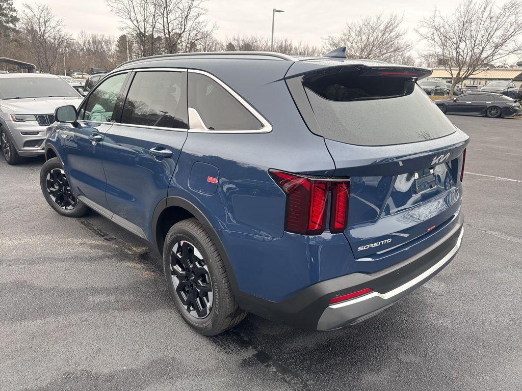 new 2026 Kia Sorento car, priced at $35,122