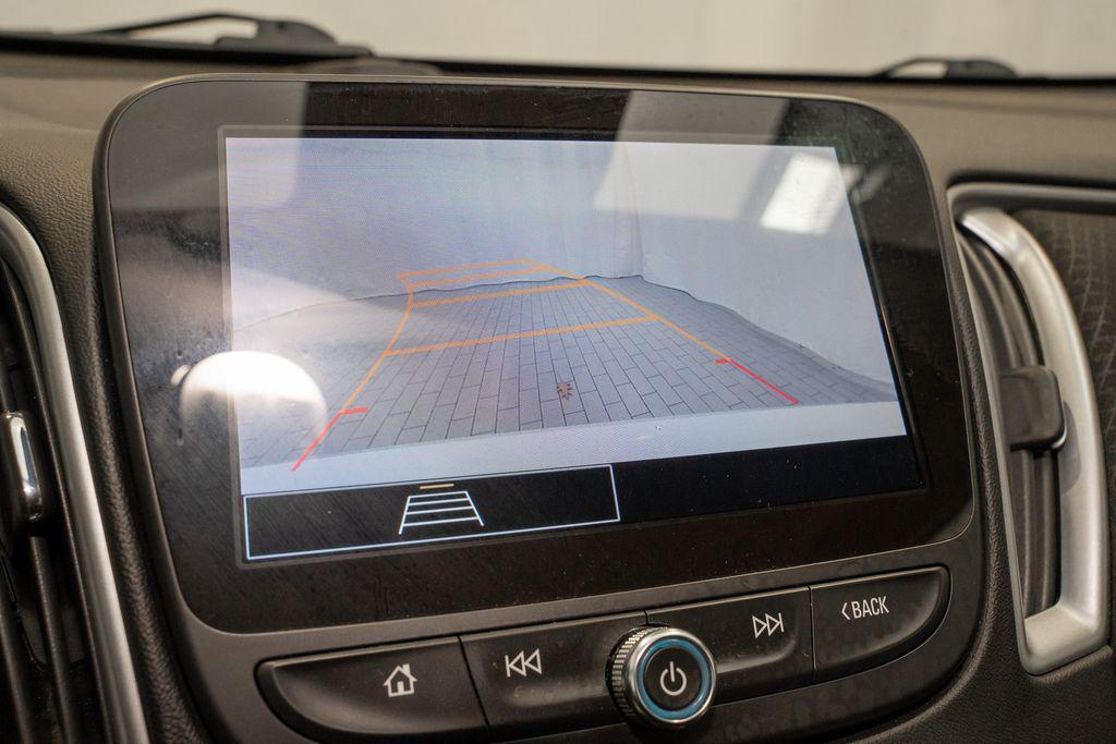 used 2024 Chevrolet Malibu car, priced at $18,495