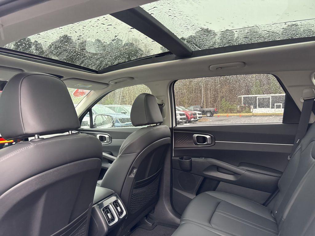 new 2026 Kia Sorento car, priced at $34,373