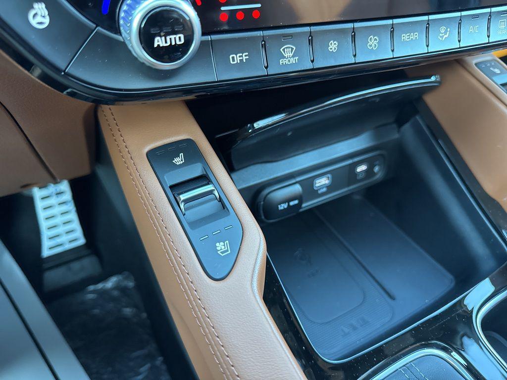 new 2025 Kia Telluride car, priced at $50,444