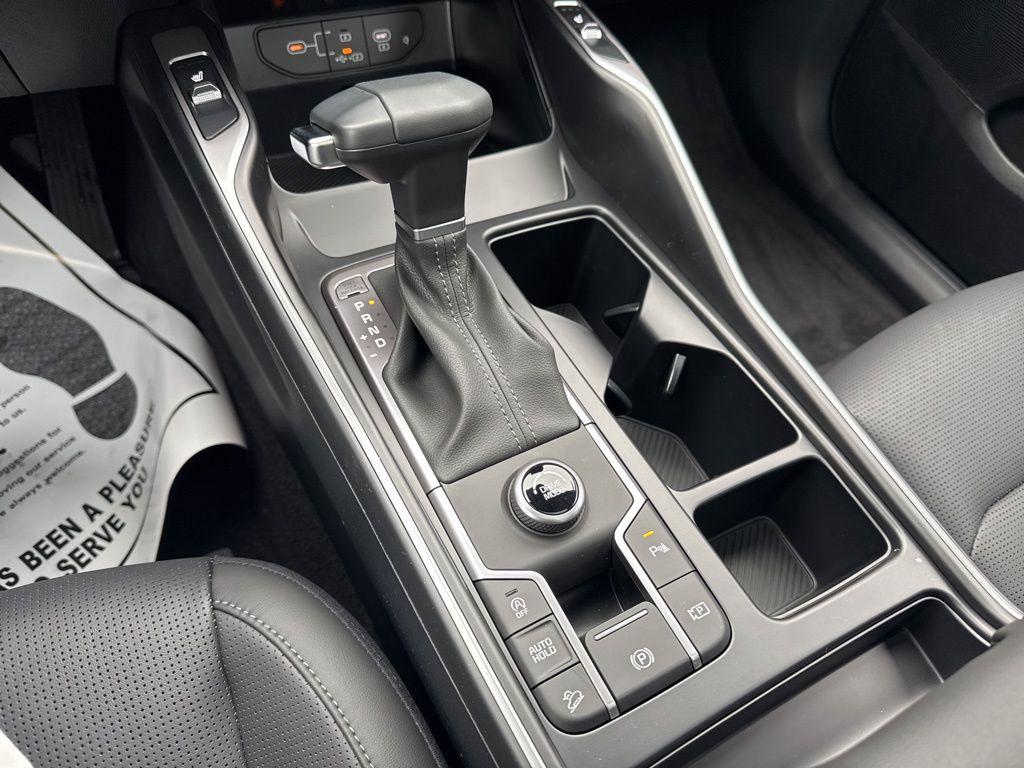 new 2026 Kia Sorento car, priced at $35,051