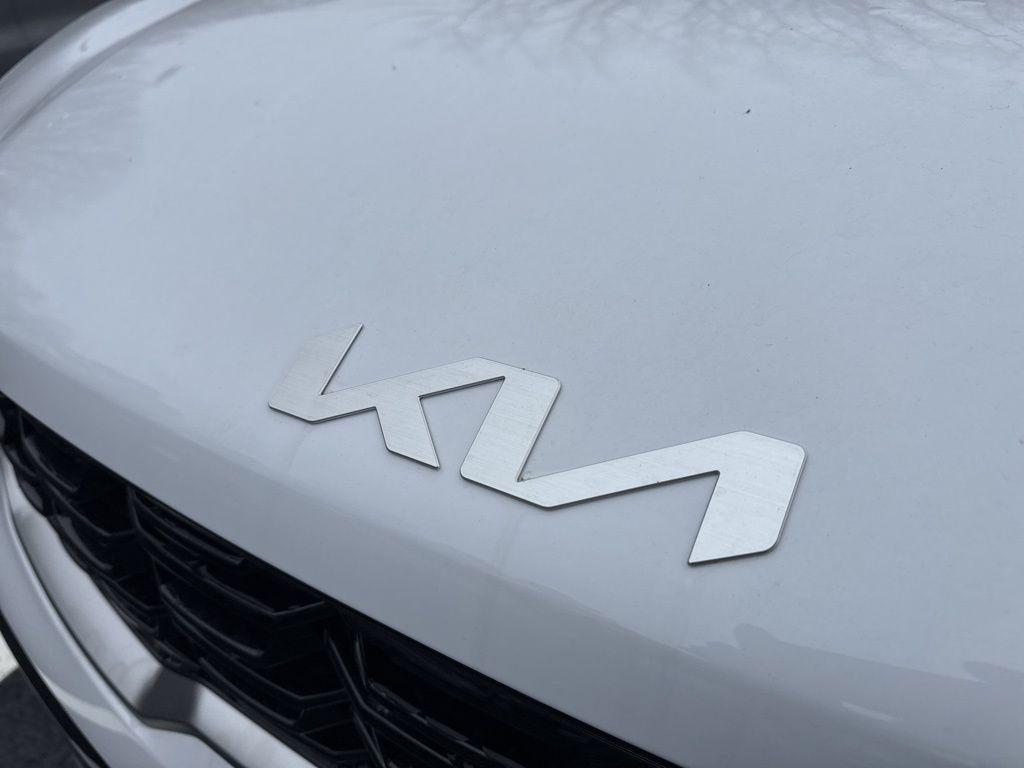 new 2026 Kia Sorento car, priced at $34,373