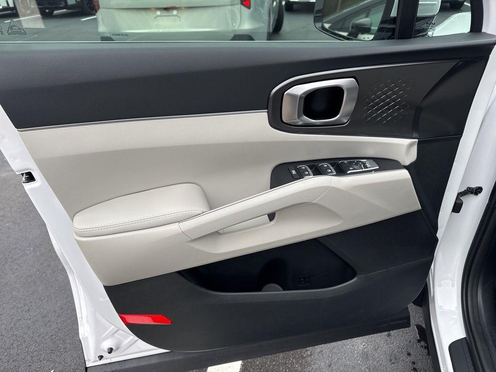 new 2026 Kia Sorento car, priced at $34,373
