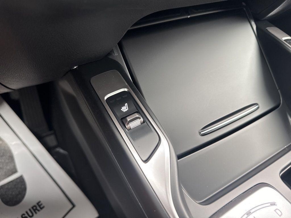 new 2026 Kia Sorento Hybrid car, priced at $39,884