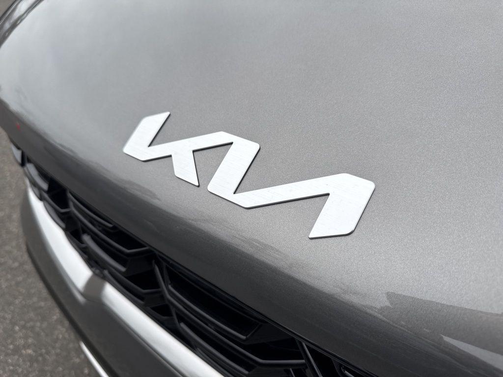 new 2026 Kia Sorento Hybrid car, priced at $39,884