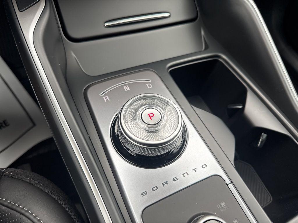 new 2026 Kia Sorento Hybrid car, priced at $39,884