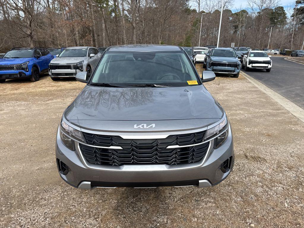 new 2026 Kia Seltos car, priced at $25,000