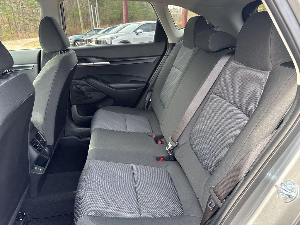 new 2026 Kia Seltos car, priced at $25,000