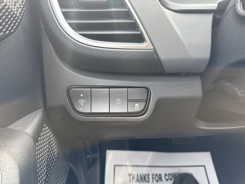 new 2026 Kia Seltos car, priced at $25,000