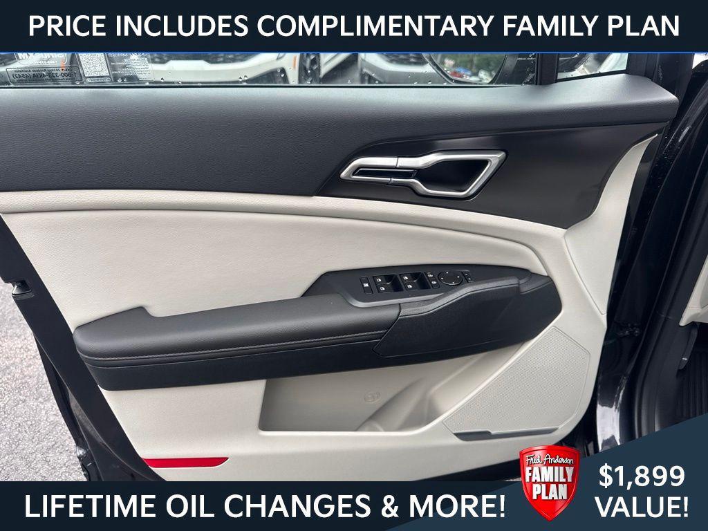 new 2026 Kia Sportage car, priced at $31,824