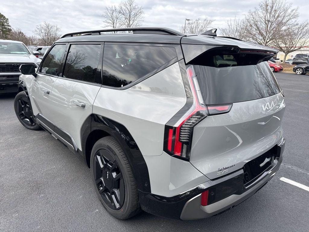 new 2026 Kia EV9 car, priced at $61,314