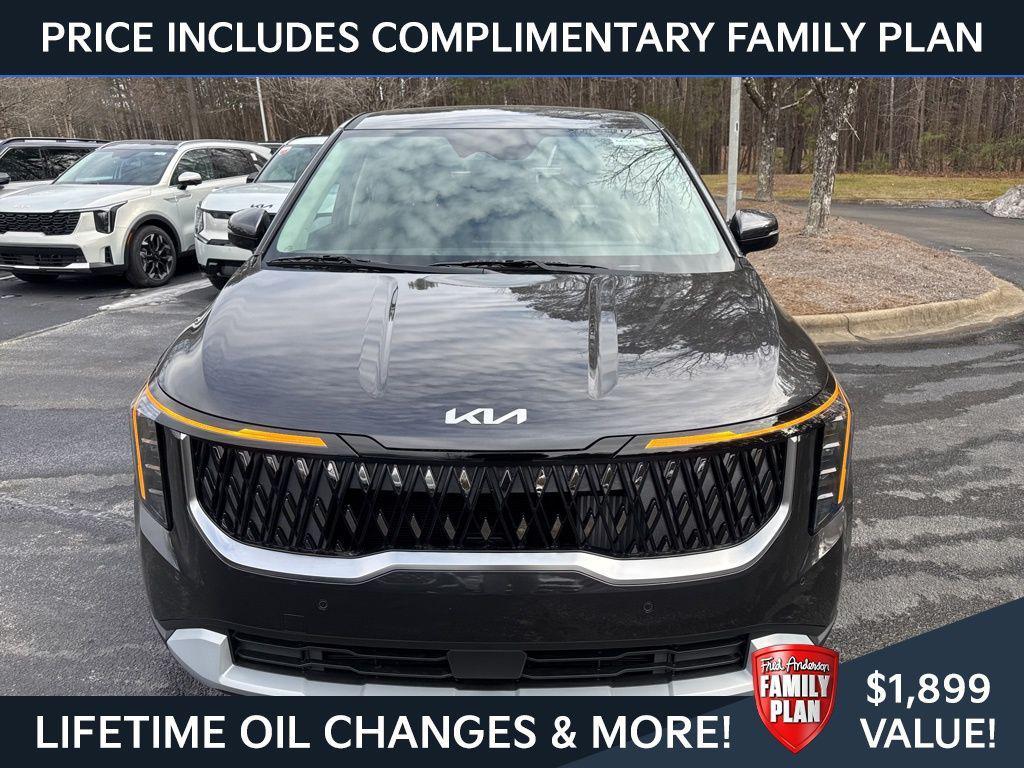 new 2026 Kia Carnival Hybrid car, priced at $40,558