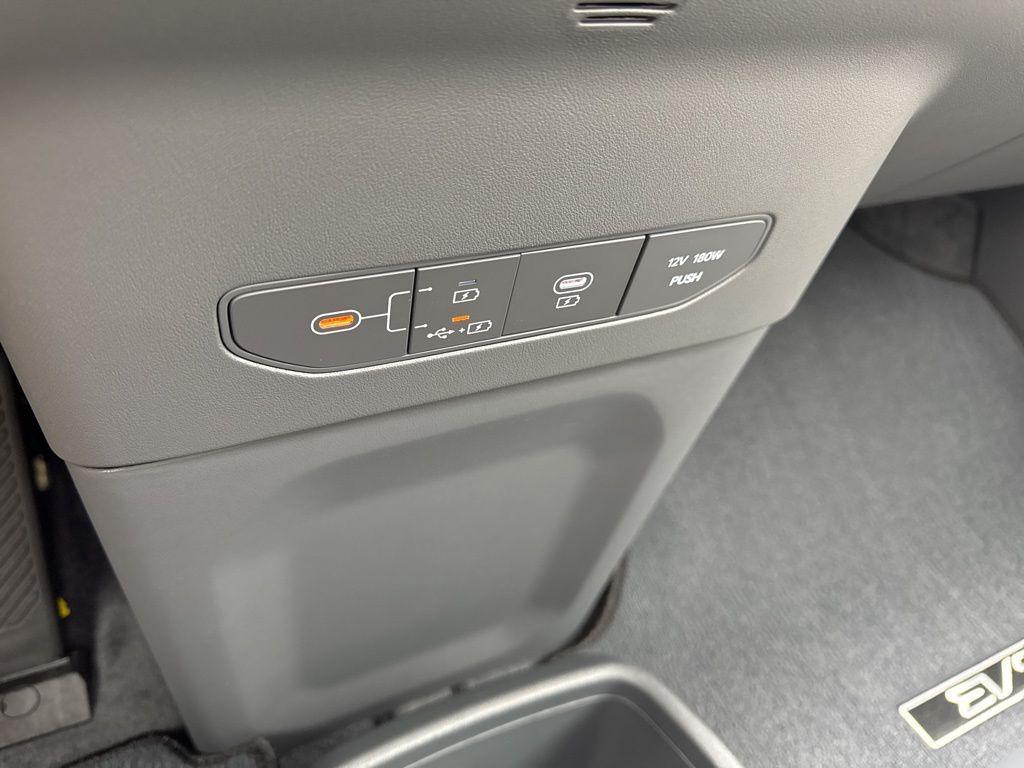 new 2026 Kia EV9 car, priced at $52,771