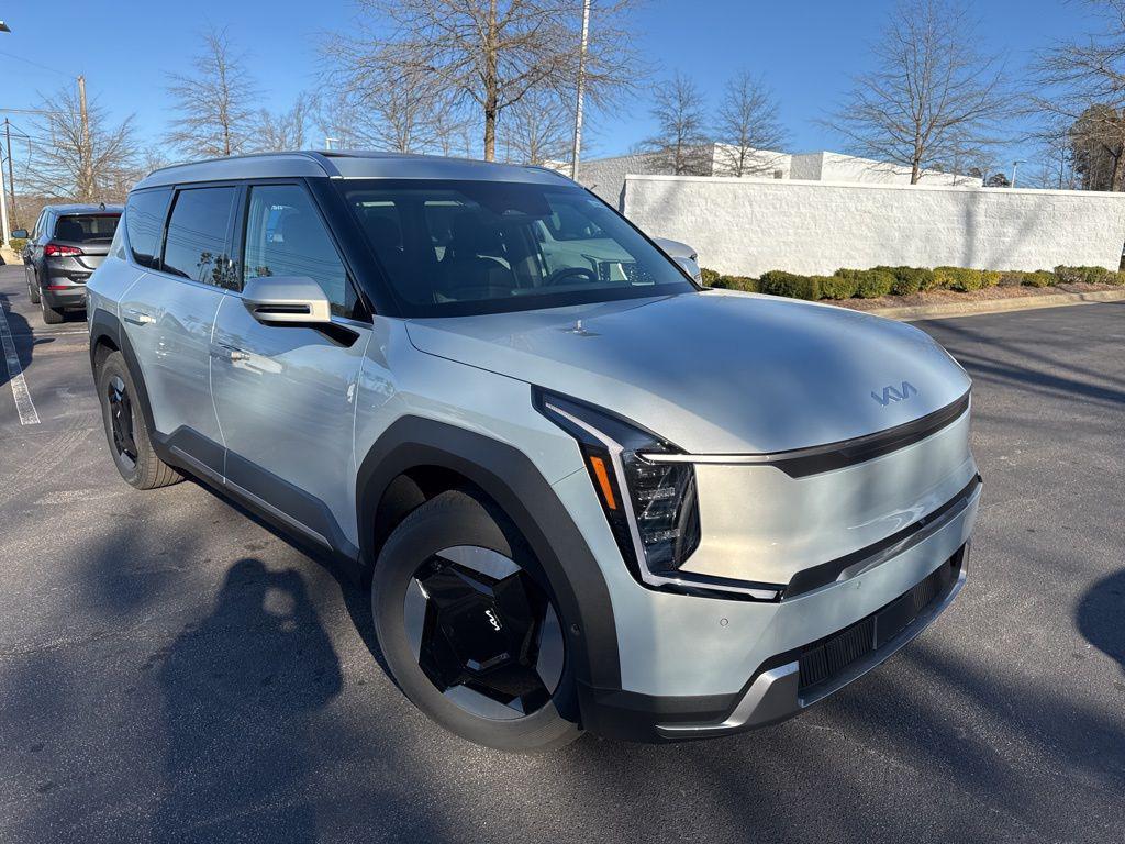 new 2026 Kia EV9 car, priced at $52,676