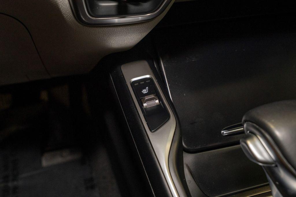 used 2023 Kia Sorento car, priced at $25,995