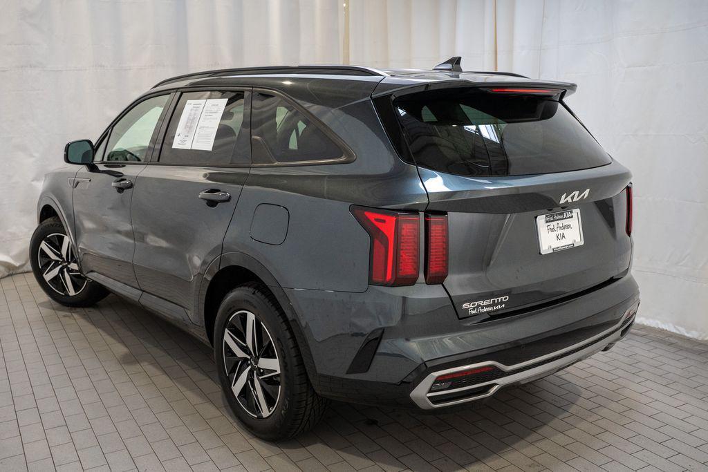 used 2023 Kia Sorento car, priced at $25,995