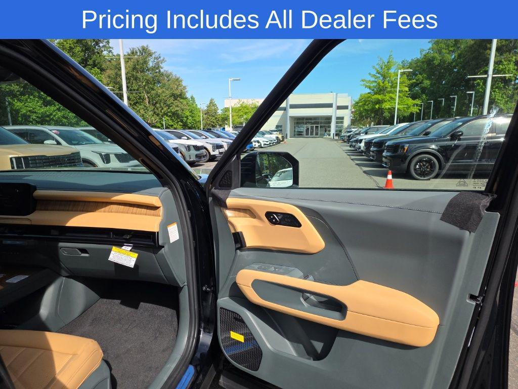 new 2027 Kia Telluride Hybrid car, priced at $57,611