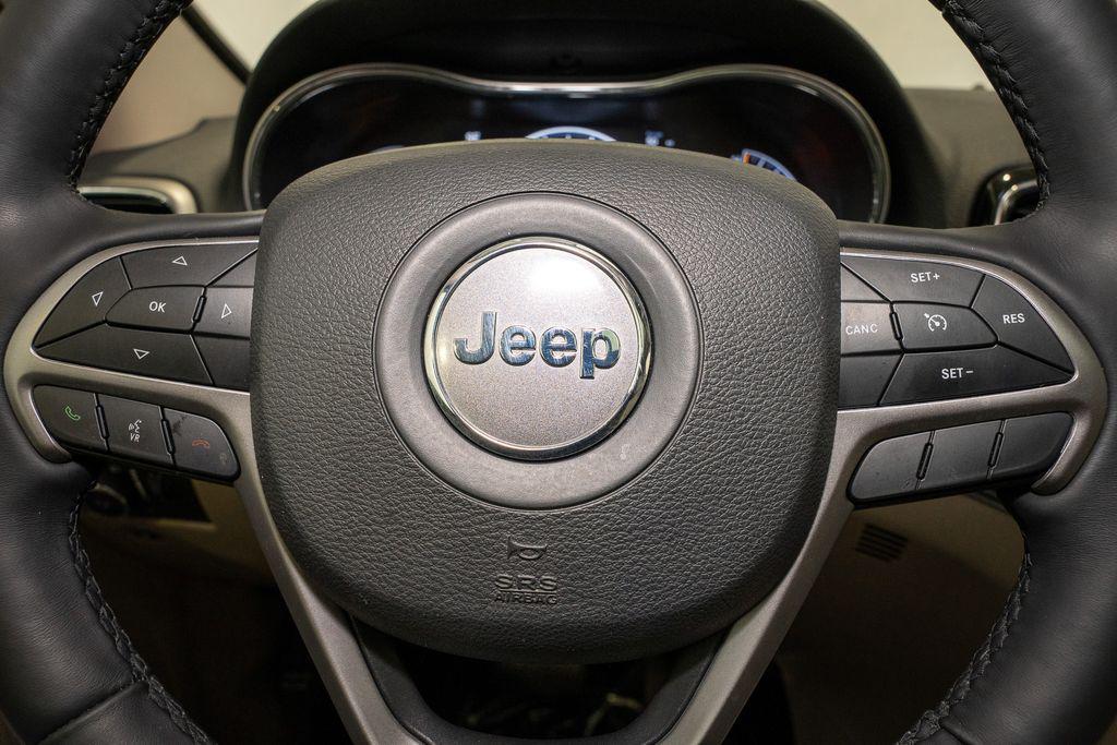 used 2019 Jeep Grand Cherokee car, priced at $21,495