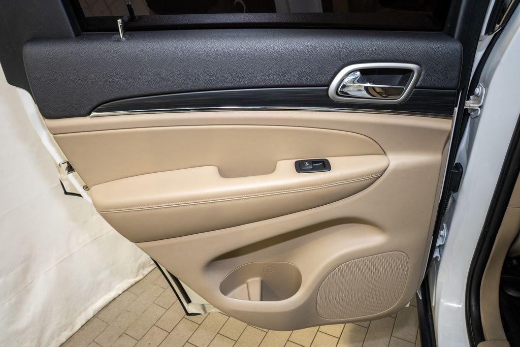 used 2019 Jeep Grand Cherokee car, priced at $21,495