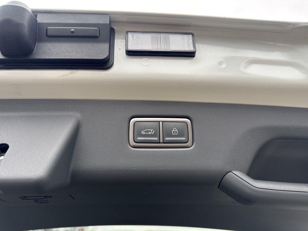 new 2026 Kia EV9 car, priced at $53,289