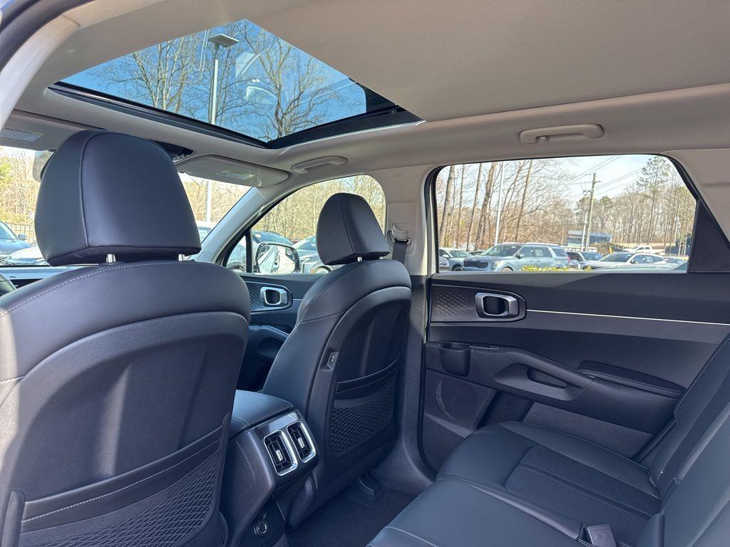 new 2026 Kia Sorento car, priced at $34,707