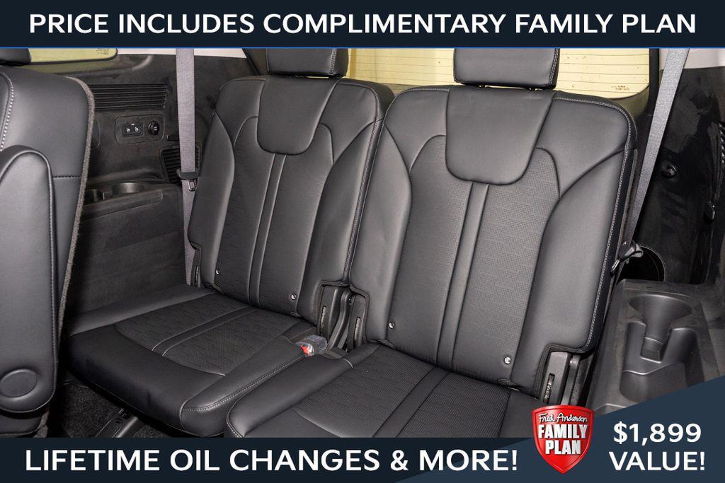 new 2025 Kia Sorento Hybrid car, priced at $37,968