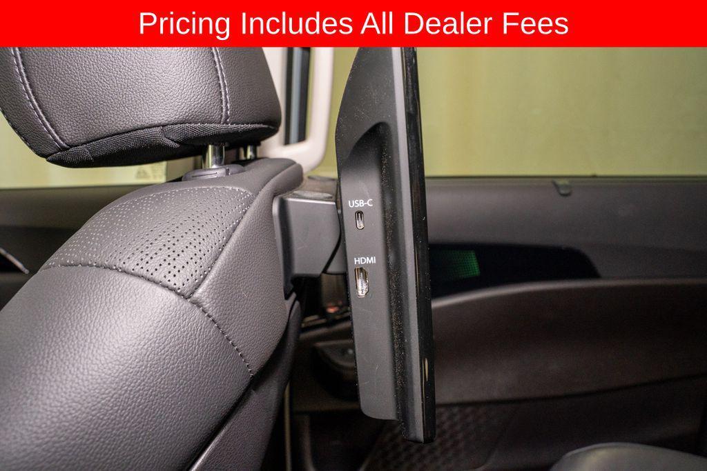 used 2025 Kia Carnival car, priced at $42,799