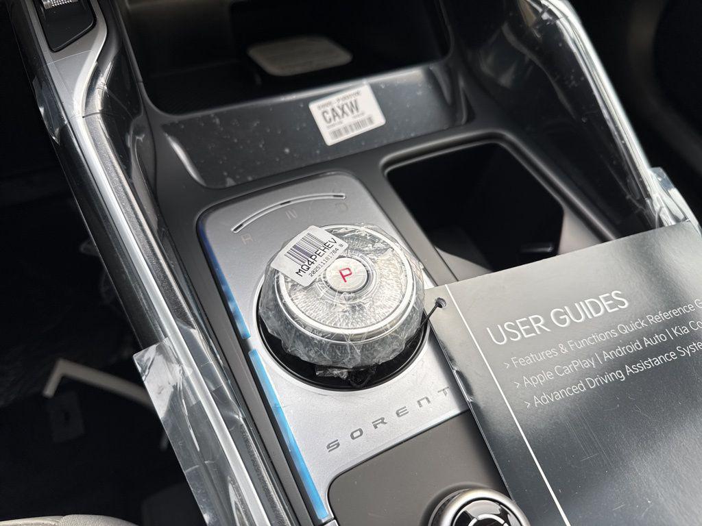 new 2026 Kia Sorento Hybrid car, priced at $35,744