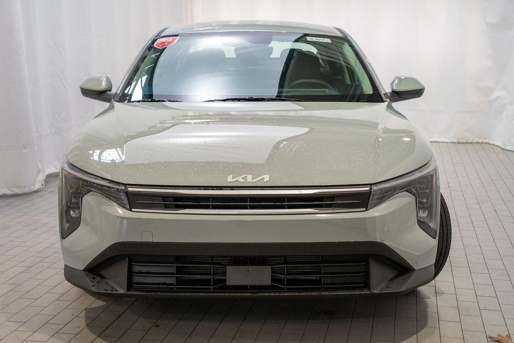 new 2025 Kia K4 car, priced at $23,007