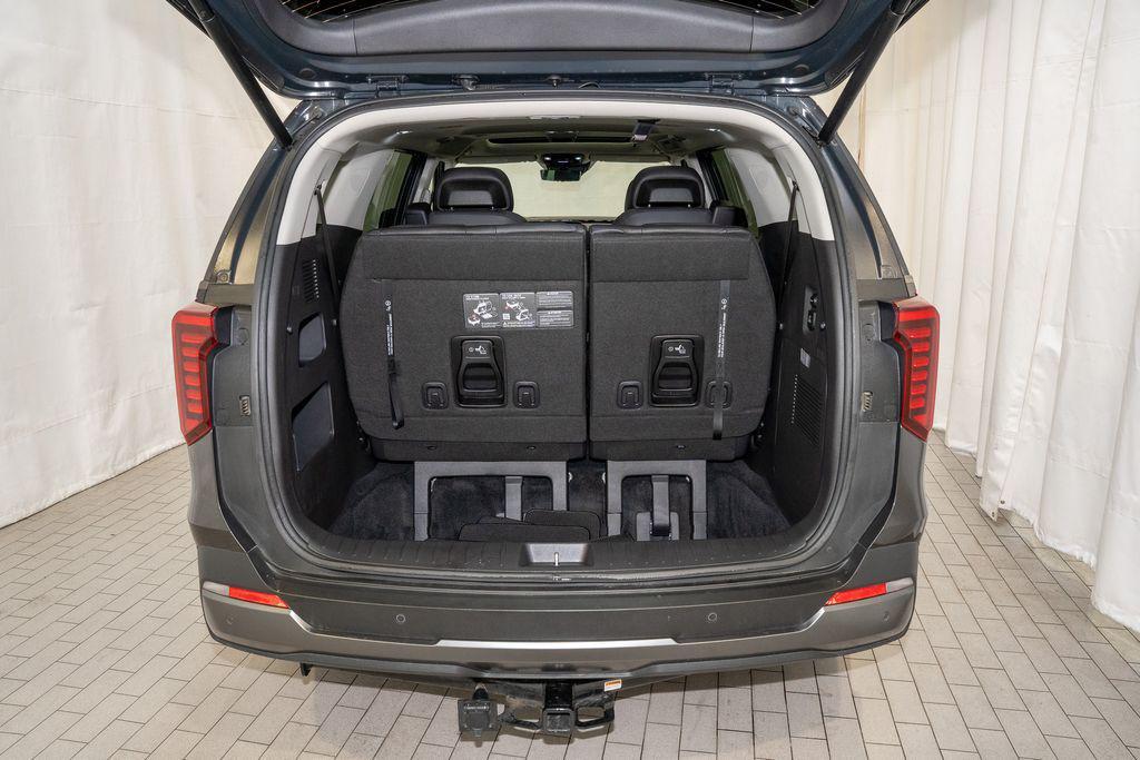 used 2025 Kia Carnival Hybrid car, priced at $46,595