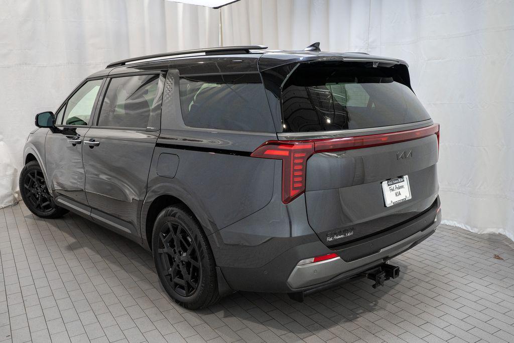 used 2025 Kia Carnival Hybrid car, priced at $46,595