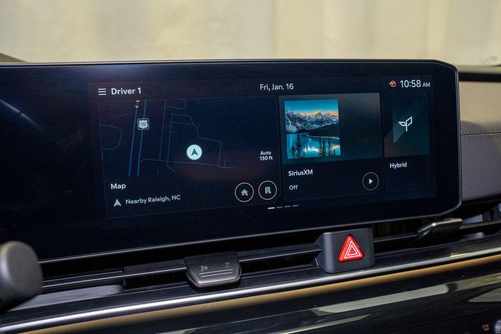 used 2025 Kia Carnival Hybrid car, priced at $46,595