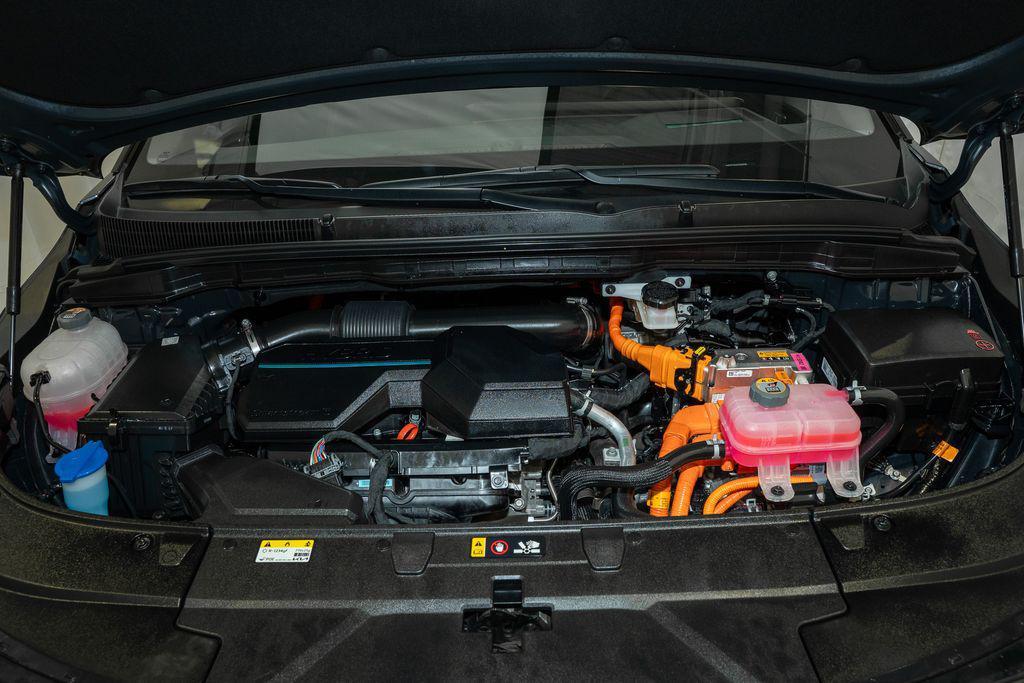 used 2025 Kia Carnival Hybrid car, priced at $46,595