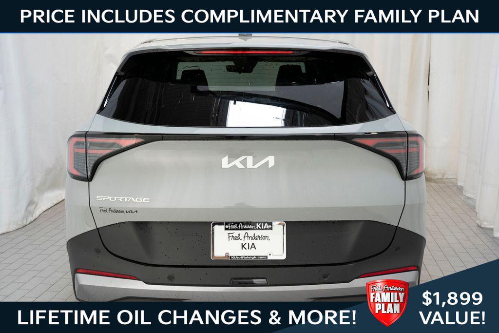 new 2026 Kia Sportage car, priced at $30,278