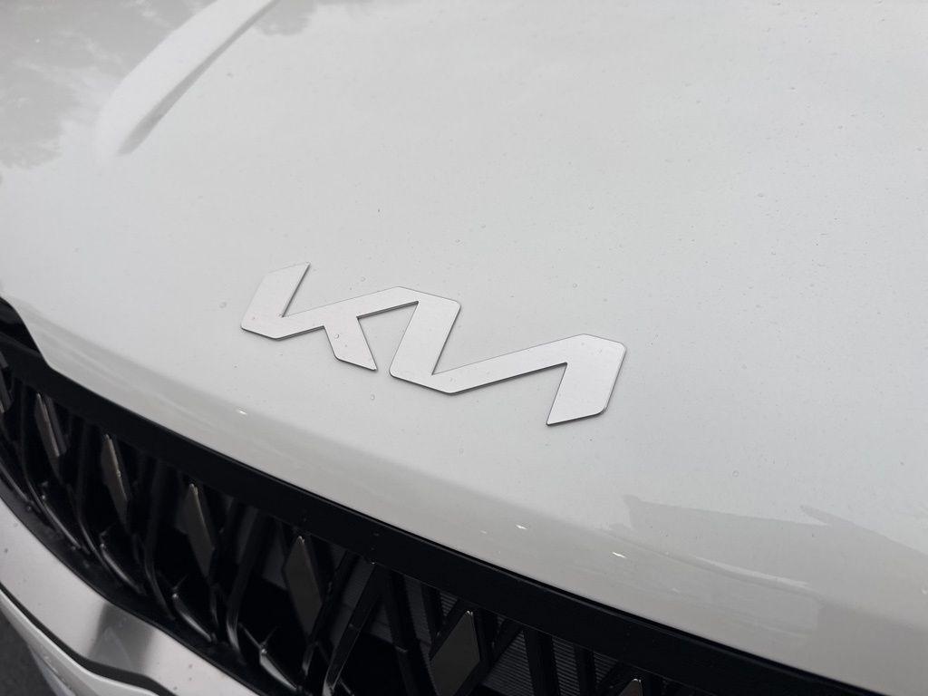 new 2026 Kia Carnival car, priced at $38,509