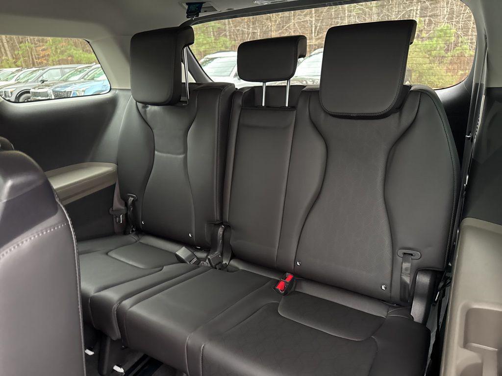 new 2026 Kia Carnival car, priced at $38,509