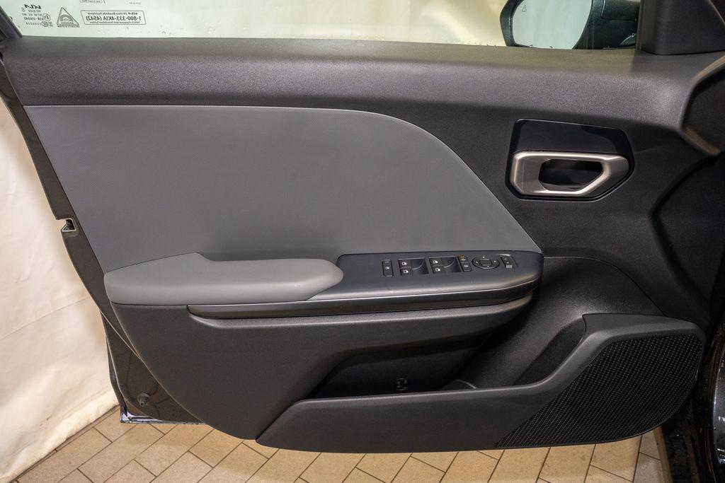 new 2025 Kia K4 car, priced at $23,036