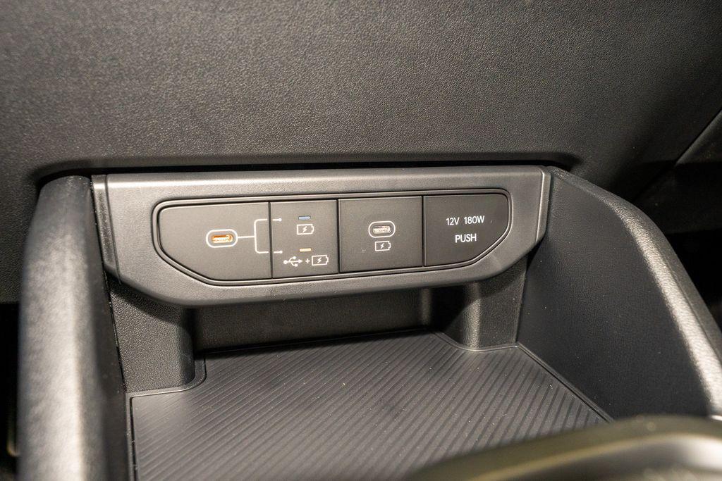 new 2025 Kia K4 car, priced at $23,036