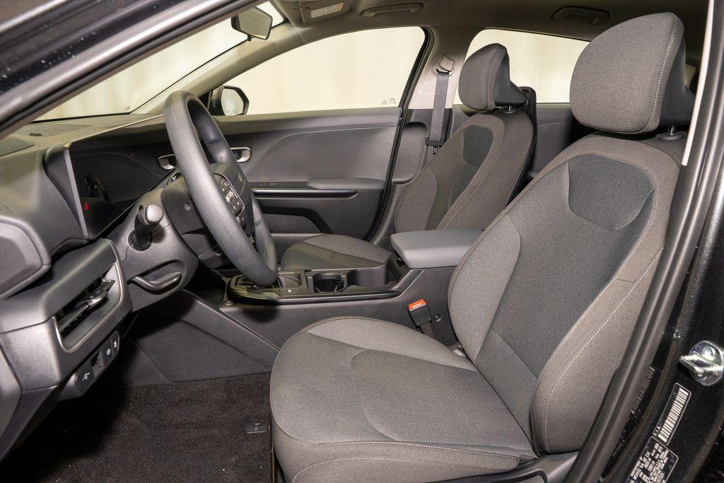 new 2025 Kia K4 car, priced at $23,036