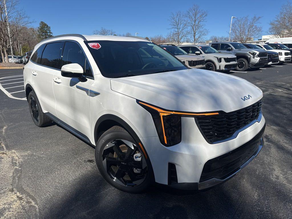 new 2025 Kia Sorento Hybrid car, priced at $39,565