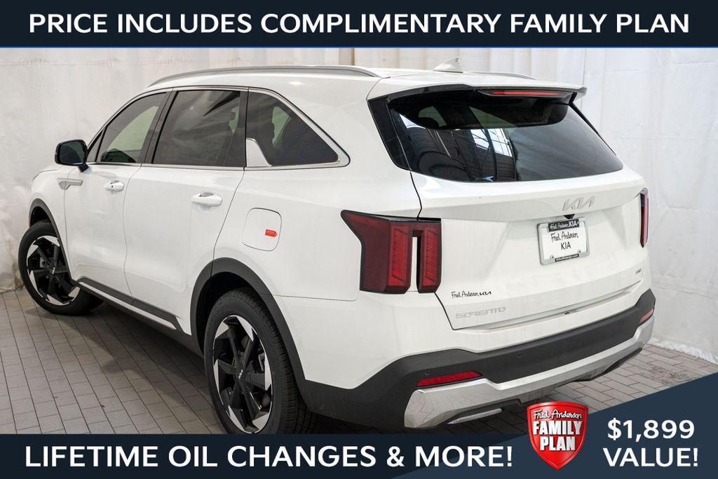 new 2025 Kia Sorento Hybrid car, priced at $37,463