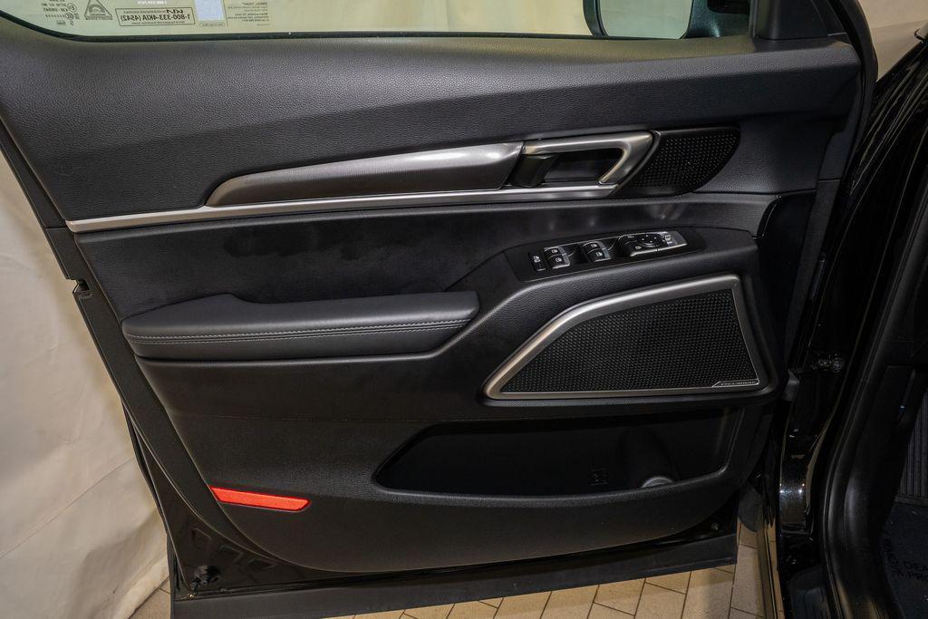 used 2024 Kia Telluride car, priced at $32,951