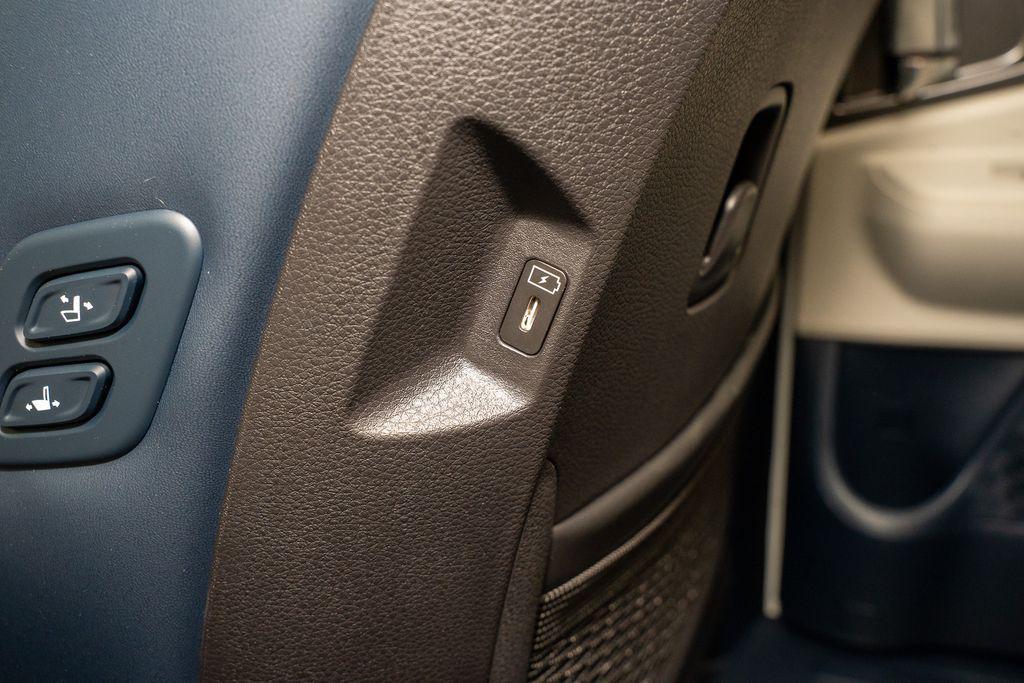 new 2026 Kia Carnival car, priced at $46,321