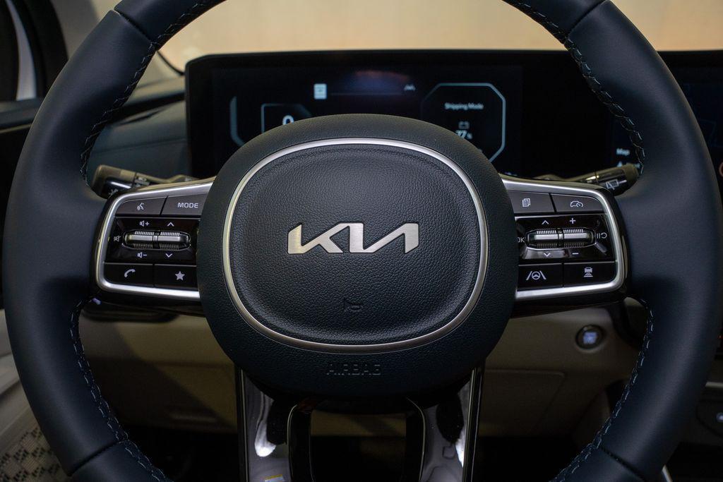 new 2026 Kia Carnival car, priced at $46,321