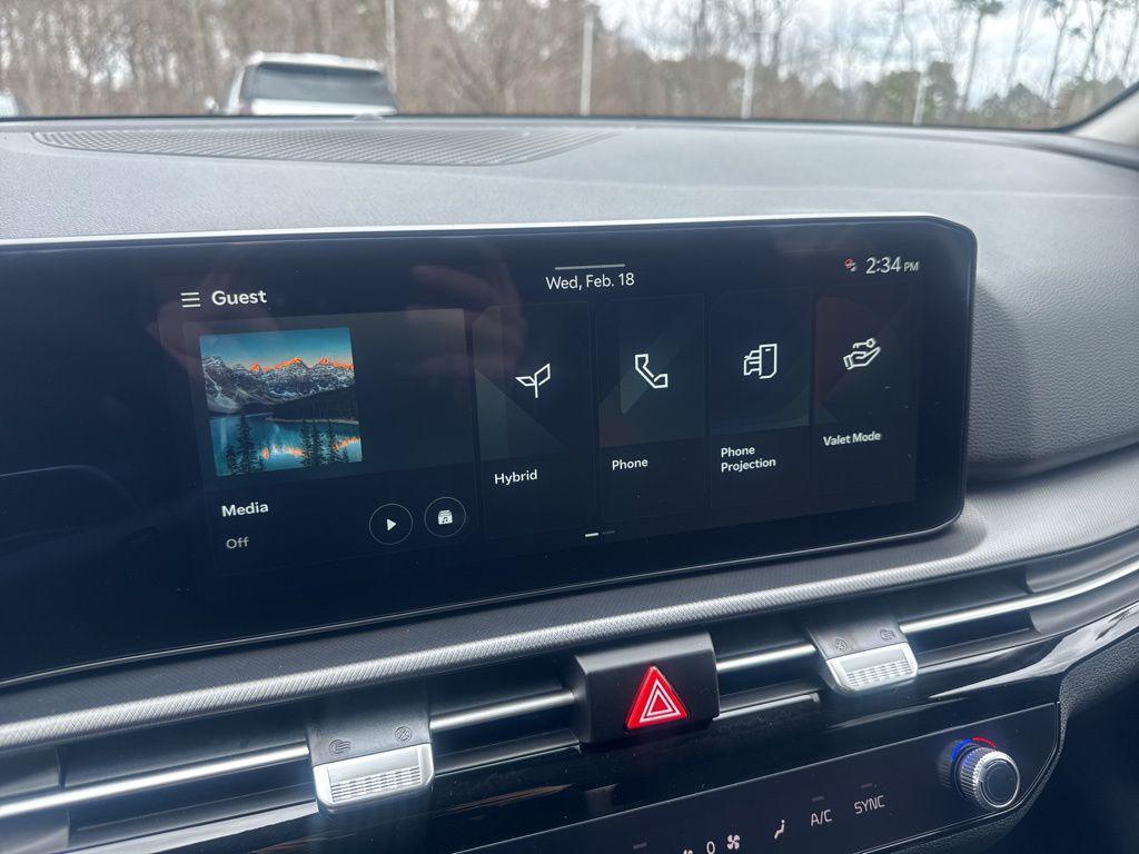 new 2026 Kia Sportage Hybrid car, priced at $29,209