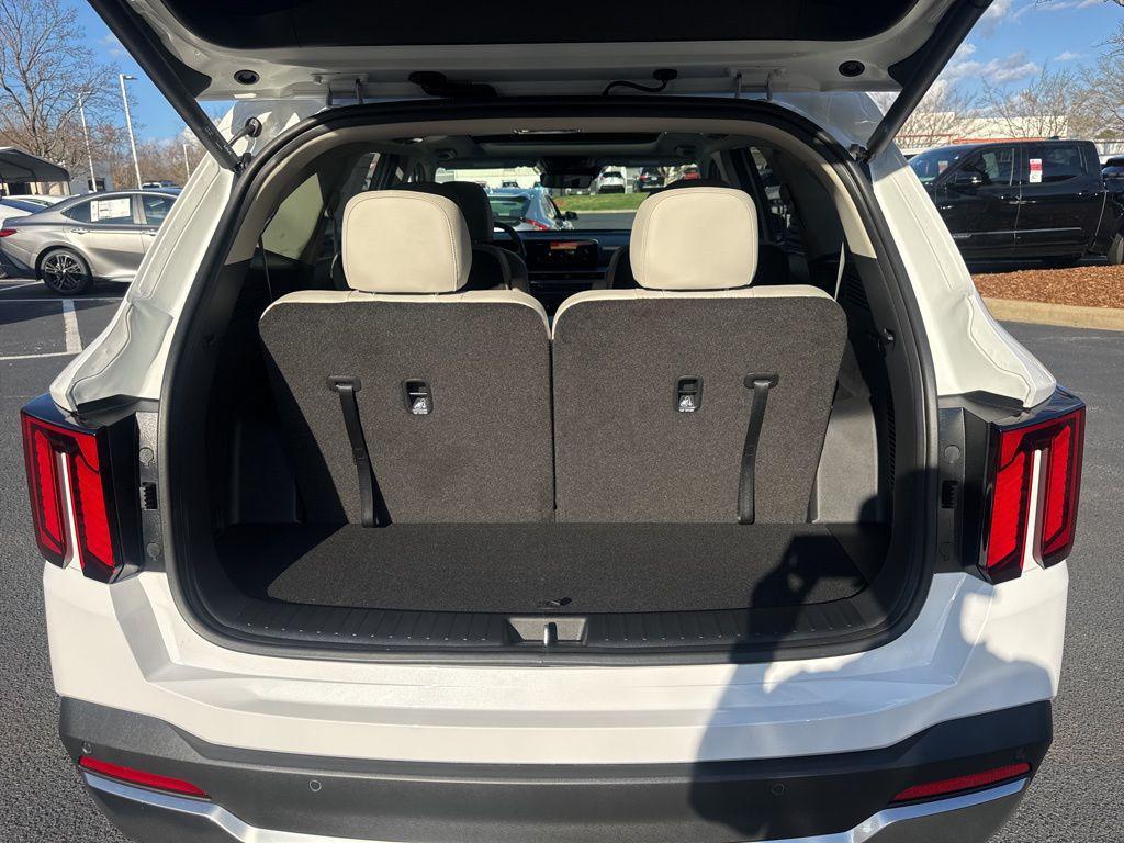 new 2026 Kia Sorento car, priced at $39,512