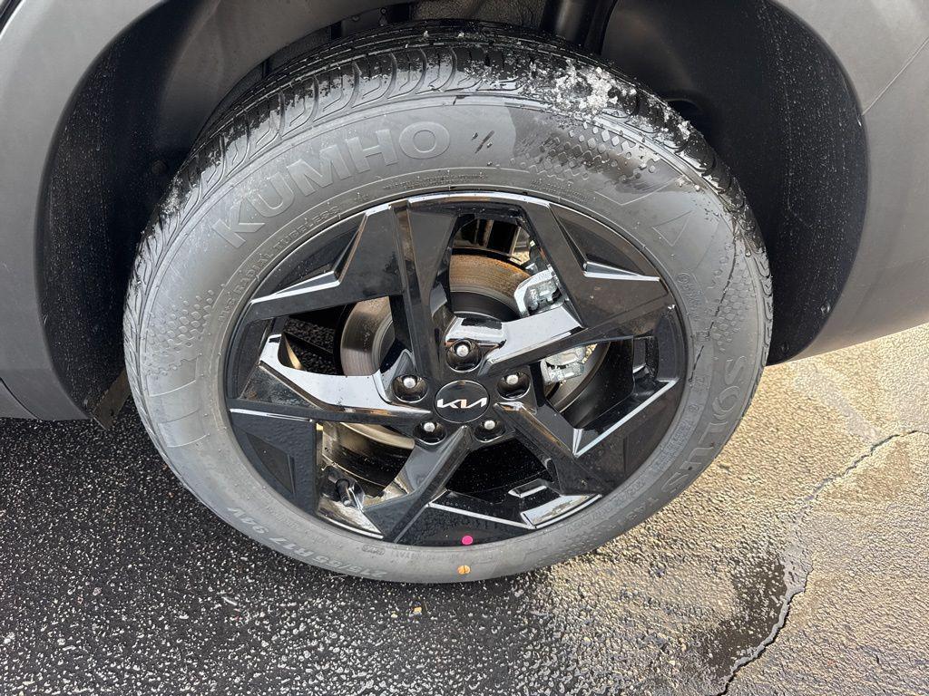 new 2026 Kia Seltos car, priced at $26,330